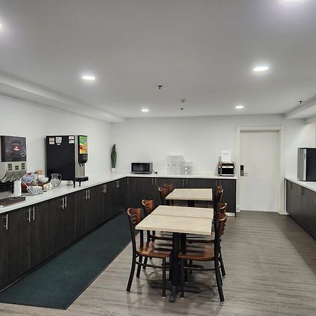 Travelodge Suites By Wyndham Saint-Jean Extérieur photo