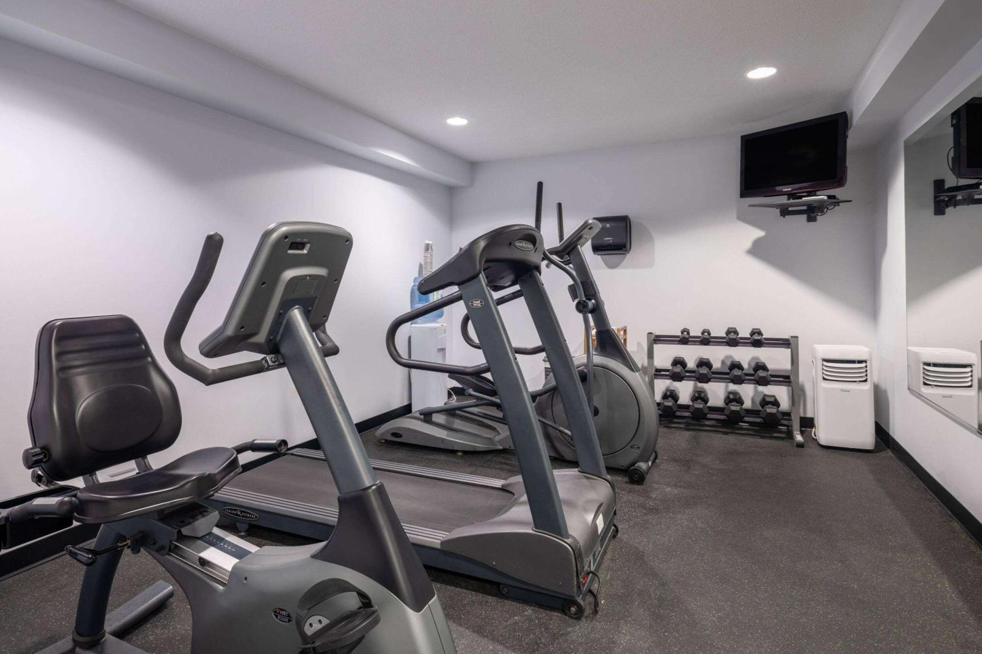 Travelodge Suites By Wyndham Saint-Jean Extérieur photo