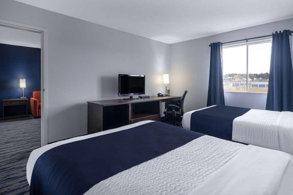 Travelodge Suites By Wyndham Saint-Jean Chambre photo